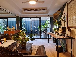 Somewhere to Escape - Hometel