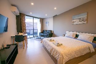 Escape Condomonium Beachfront Suite Studio - E147