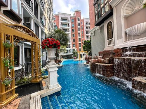 Espana Condo Resort&amp;Leisure Vacation