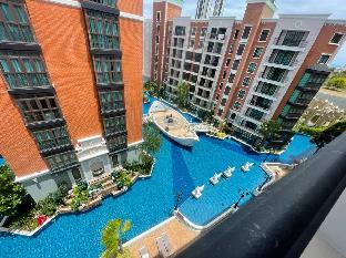 Espana condo resort pattaya by Bovyrentel