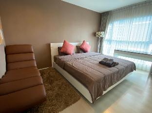 Executive 2 bedroom Condo  @BTS PhraKhanong
