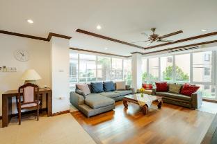 Fabulous 150sqm, 2 bed Condo - 5 min walk to beach