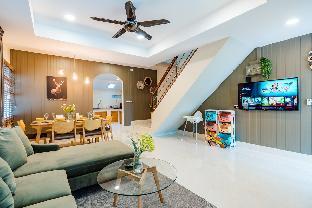 Familia House