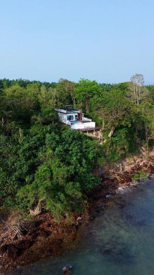 Family Cliff/Beach House in Chumphon