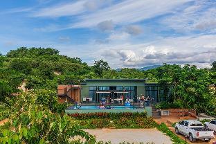 Family Italian Private Pool Valley View 360 degree