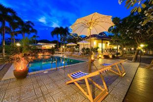 Fantastic 7 Bungalow Private Resort(BR7)