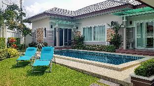 Fantastic New 3-Bed Pool Villa, 7 mins to beach