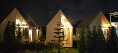 Feel Diny Home resort &amp; Camping