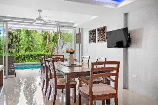 Five bed/bath villa, 14 guests,  7kms Patong beach