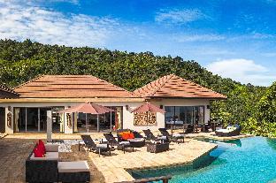 Five Bedroom Sea View Villa Bubbles SDV376