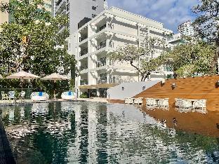 Floral Court Hotel &amp; Residence Sukhumvit 13