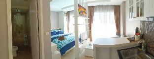 Fluffy bed and seaview @Bangsaen