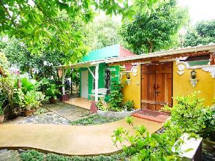 Forest Bungalows &amp; Mama&#039;s Restaurant