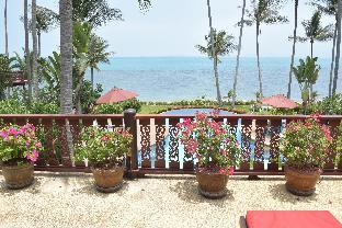 Four Bedroom Beachfront Villa 3 SDV024