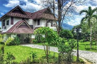 Frangipani Villa, Quiet Area, Scenic Mountain View