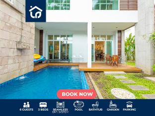 Fully loaded Prime Location Private Pool,  v113
