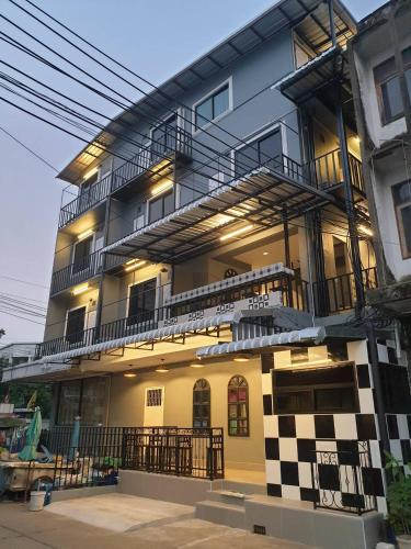 Gail&#039;s Hostels