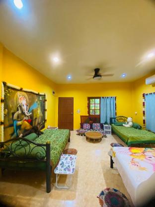 Ganesha Beachfront apartment