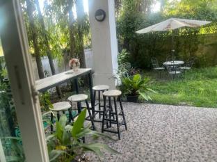 Garden and Yoga Stay