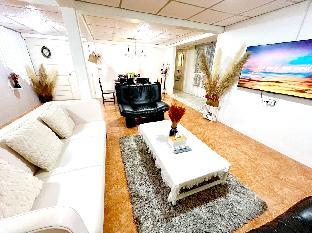 Getaway Villa Bangkok-4 Bedroom, 6 Beds and 5 bath