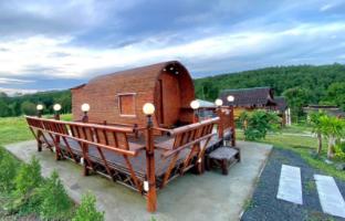 Godjan Resort