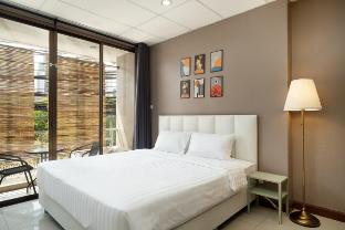 Grand 4BR Townhouse in the Heart of BKK - Emsphere