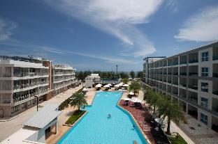 Grand Blue Condominium