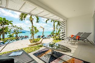 Grand Deluxe Pool Access Suite
