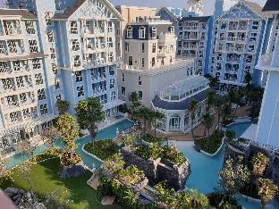 Grand florida beachfront condo