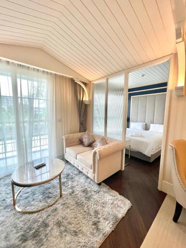 Grand Florida Beachfront Resort Jomtien Pattaya