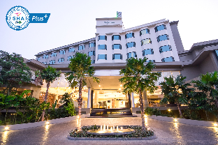 Grand Riverside Hotel