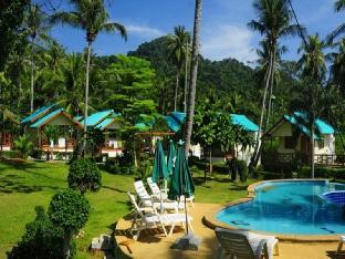 Green Cottage Beach Resort