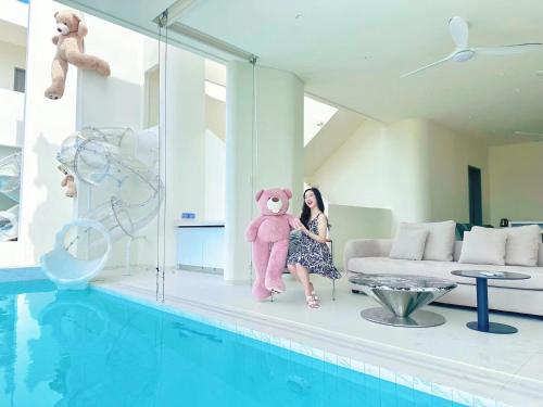 HappyHouse