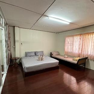 Hatyai house 28 (2 BR 9 beds)