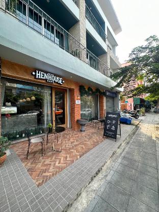 Henhouse Cozy Gardener Bathtub