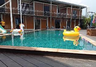 Hi Creek Resort