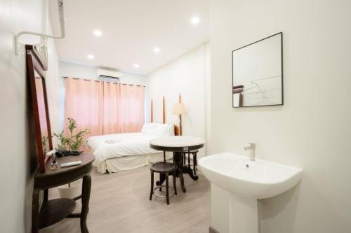 Hidden Yaowarat MRT Dragon Temple - ฮิดเด้น เยาวราช MRT วัดมังกร