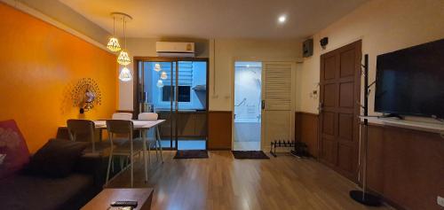 Home at Bazaar