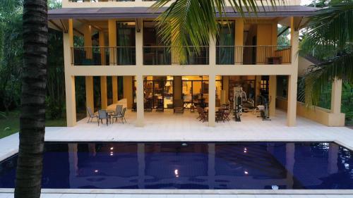 home stay pool villa chiang mai