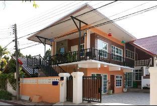 House 3 bedroom 20 guest near chiangmai university