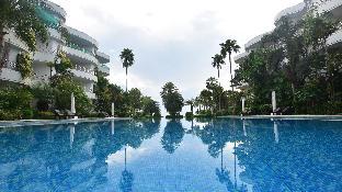 Hua Hin Beachfront Condo With Beach Access &amp; Pools
