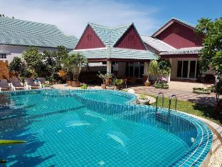 HUA HIN New private salt water pool