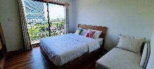 Hua Hin Top Floor Condo Next Cicada Market &amp; Beach