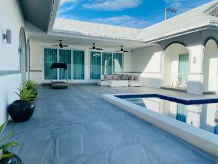 Huang Su Villa 1 皇宿一号泳池别墅