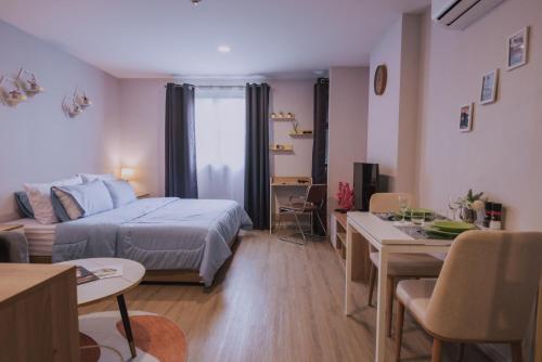 HYCONDO THASALA Studio near airport!