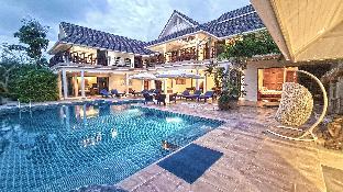 Immaculate large villa, sleep 12 concierge service