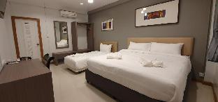 Intraplace Hotel
