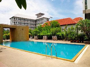 J. Park Hotel