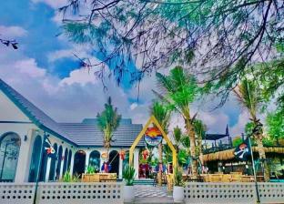 Jaosamut Sleepbox &amp; Seafood Maharat Beach Songkhla