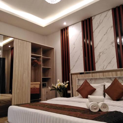 Journey x Suites Phuket